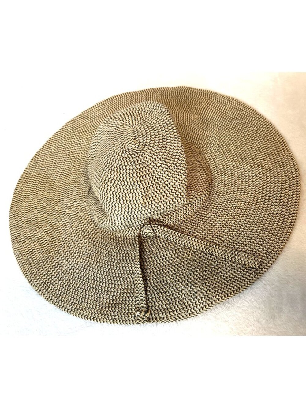David and Young Floppy Wide Brim Hat One Size Summer Beach Boho Tan Straw‎